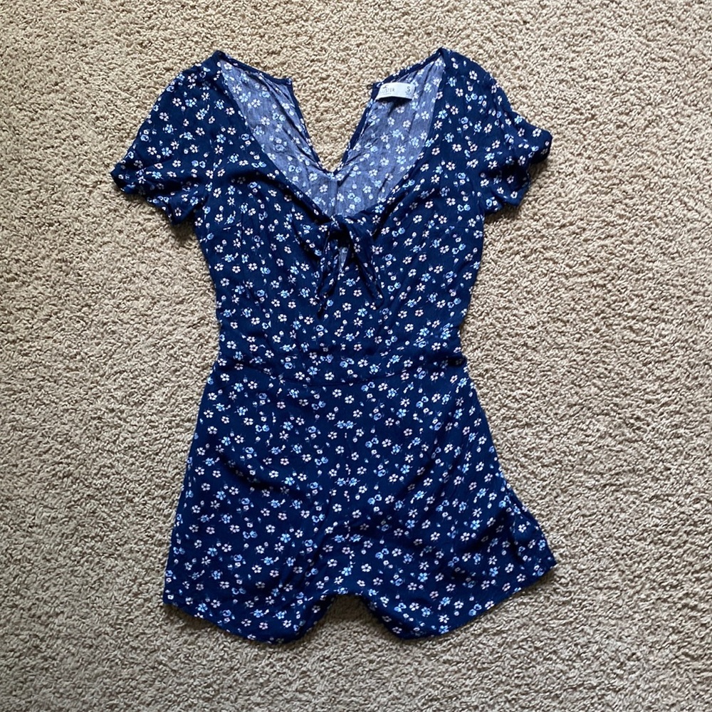 Hollister navy floral romper (size S)